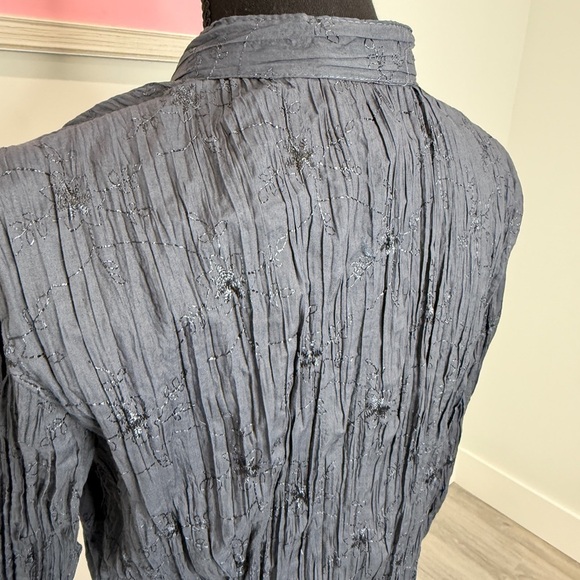 St. John’s Bay Blue Women's Casual Button Up Blouse (M) - Picture 5 of 8